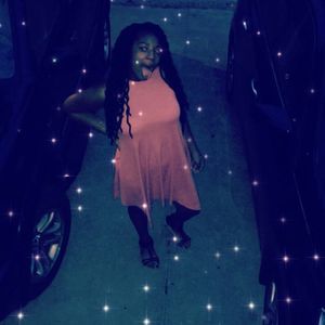 Meet your Posher, Iesha